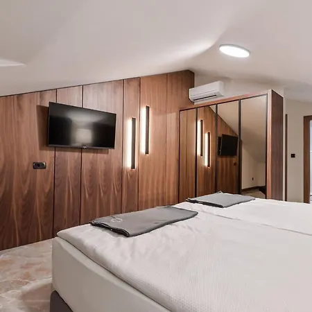 Princess Apartment *